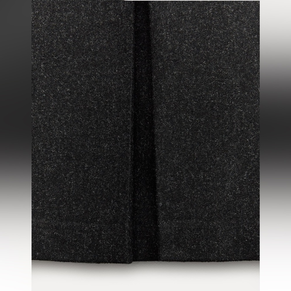 ✨SALE ✨ ZARA SLIT WOOL BLEND SKIRT ZW COLLECTION
✨SALE ✨ - Picture 13 of 14